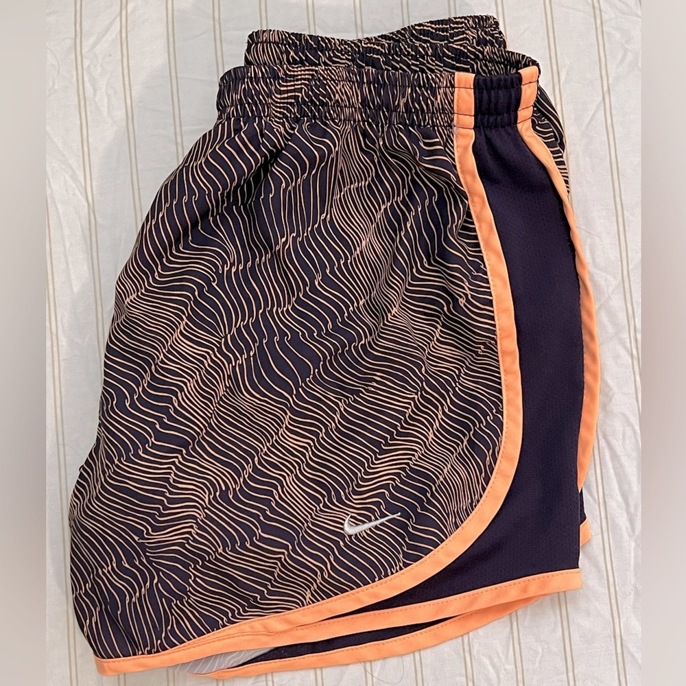 Nike Shorts, Size M